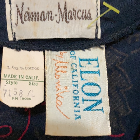 Antique long dress perfect condition. V neck/ long sleeves and length NAVY/multi - Picture 2 of 6